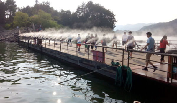 佳實景區噴霧造景效果圖